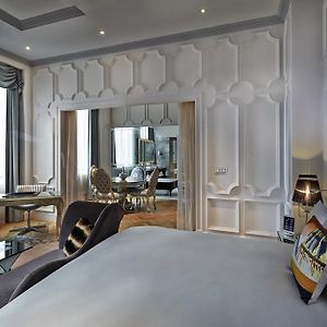 VIP Zimmer mit Kingsize-Bett